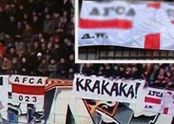 Flaga polskiego klubu podczas meczu Real Madryt-Ajax Amsterdam