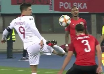 Lewandowski wyróżniony przez UEFA. Opublikowano powtórkę jego zagrania w meczu z Austrią