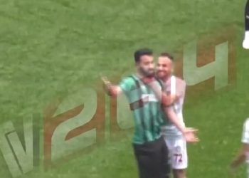 Piłkarz grał z żyletką. Ranił rywali i próbował poderżnąć gardło!