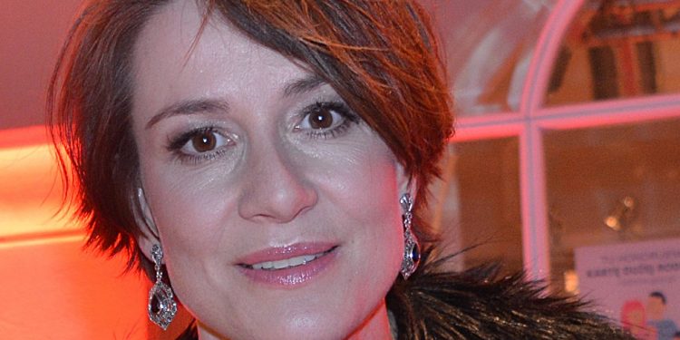 Maja Ostaszewska odpowiada prezesowi PiS. „Wara od moich dzieci!”