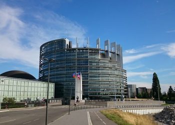 Najnowszy sondaż. Koalicja Europejska wygrywa z PiS