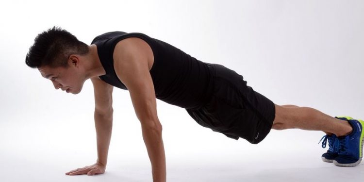 Mężczyźni, którzy robią określoną liczbę pompek rzadziej chorują na serce