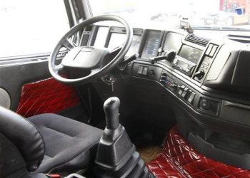 Kierował tirem popijając wódkę. Miał 3 promile