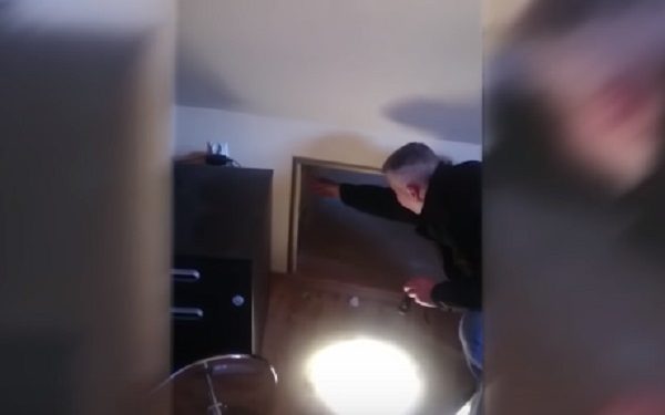Gdańsk: Poszukiwany mężczyzna ukrył się… w ścianie [WIDEO]