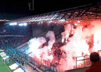 Wisła Kraków wygrywa derby. Incydent podczas meczu