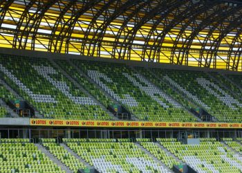 Prezes Lechii Gdańsk nie wytrzymał. Wydał mocne oświadczenie