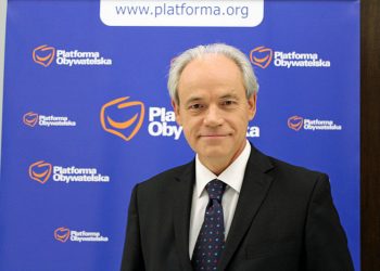 Szejnfeld rezygnuje z wyborów. Konflikt w PO?