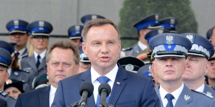 Andrzej Duda zabrał głos ws. pożaru Katedry Notre Dame