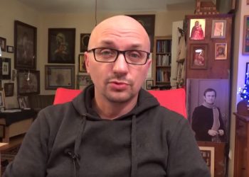 Polski ksiądz o pożarze Katedry Notre Dame. Burza w sieci