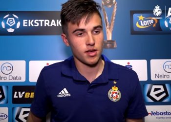 Daniel Hoyo-Kowalski w pierwszym składzie Wisły. Piłkarz ma 15 lat