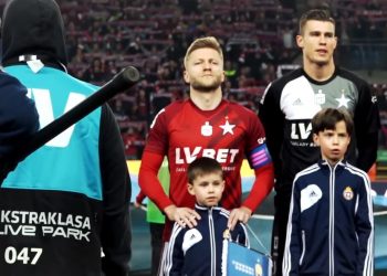 Kim jest dziewczynka, która wyszła na boisko z Błaszczykowskim?