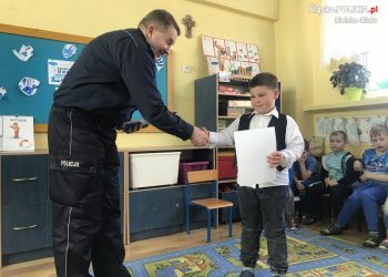 6-latek uratował 3-latka, który wyskoczył z okna. „Nie czuję się bohaterem” [FOTO]