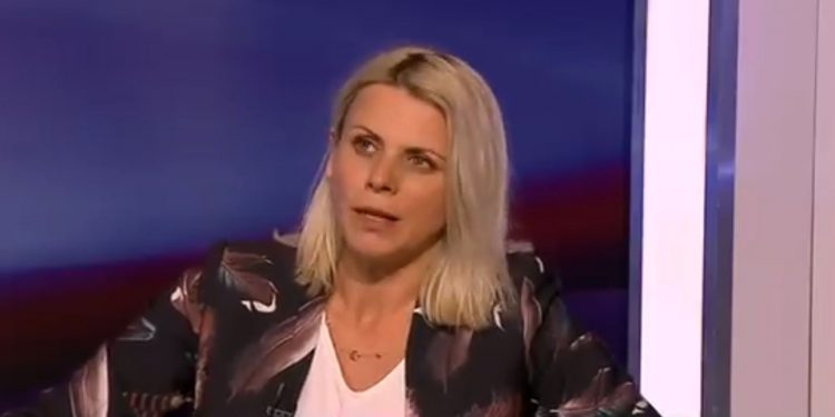 „Jakbyś była matką maturzysty?” Nietypowa odpowiedź piosenkarki