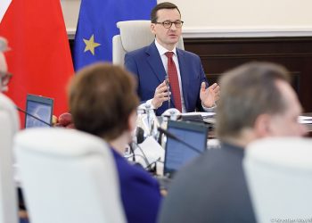 Co z maturami 2019? Morawiecki ma plan, jak ominąć strajk nauczycieli