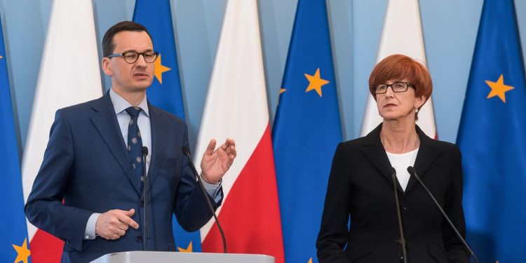 Morawiecki: Potrzebna głęboka reforma całego systemu oświaty