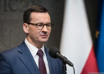 Morawiecki zaapelował do nauczycieli. Proponuje zawieszenie protestu