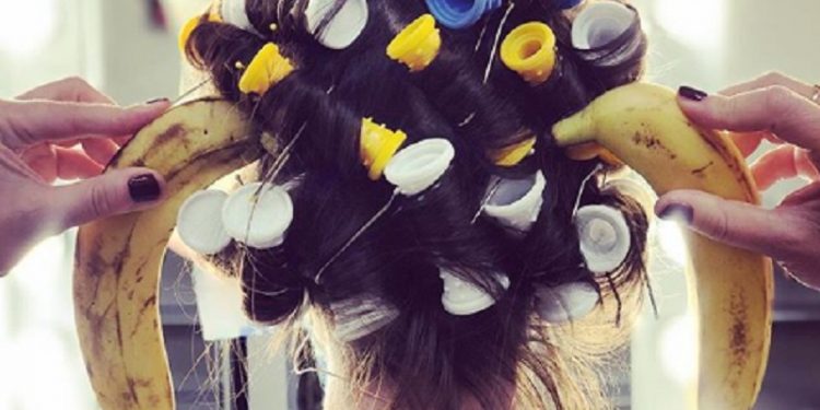 Celebryci robią sobie zdjęcia z bananami. Wyjaśniamy, o co chodzi [FOTO]