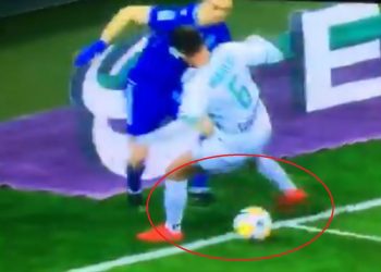 Kapitalna akcja Roberta Gumnego. Młody piłkarz jak Messi [WIDEO]