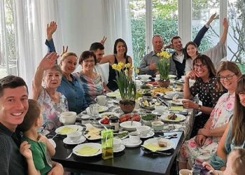 Lewandowscy pokazali zdjęcie ze świąt. Dali też wyraz swojej wiary