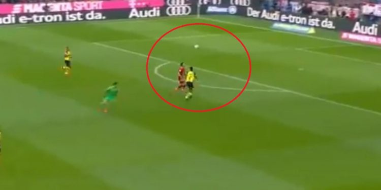 Co za gol Roberta Lewandowskiego! Polak przełamuje kolejną barierę