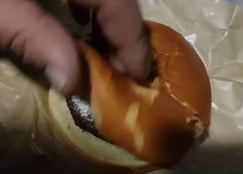 Pokazali, jak wygląda jedzenie na Stadionie Narodowym. Nie jest dobrze