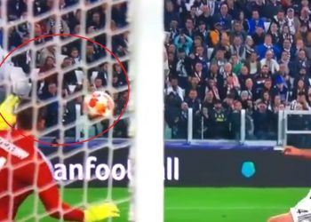 Juventus przegrywa, Szczęsny imponuje [WIDEO]