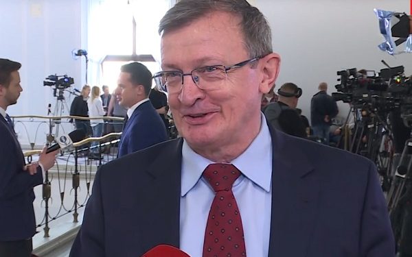 Co czytają politycy? Ciekawy wywiad w Sejmie [WIDEO]