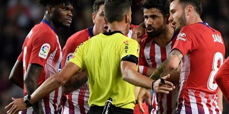 Diego Costa obraził matkę sędziego. Czerwona kartka