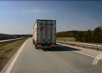 Butelka wódki w kabinie, w organizmie… 6 promili [WIDEO]