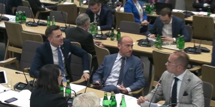 Awantura na posiedzeniu Komisji Sprawiedliwości. „Panie, masz pan w klubie chamstwo!”