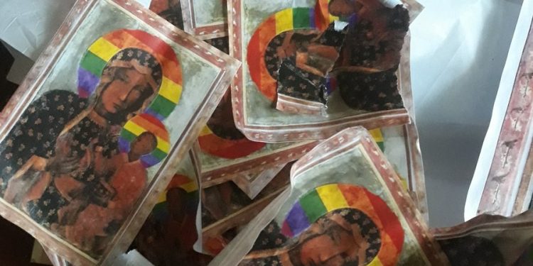 Profanacja wizerunku Matki Boskiej w Płocku. Szef MSWiA: Sprawą zajmie się policja