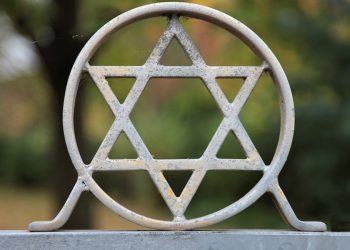 Atak na synagogę. 19-latek otworzył ogień do wiernych