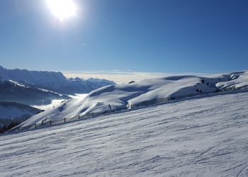 Wypadek na stoku w Austrii. Nie żyje narciarz z Polski