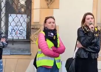 „Zablokujemy ten kraj”. Kontrowersyjne słowa na wiecu dla nauczycieli