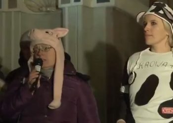 Nietypowa sytuacja na wiecu poparcia dla nauczycieli w Gdańsku [WIDEO]