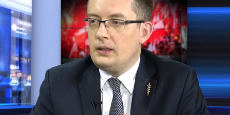 Winnicki interpeluje ws. kukły Judasza. Zadał ministrowi trzy pytania