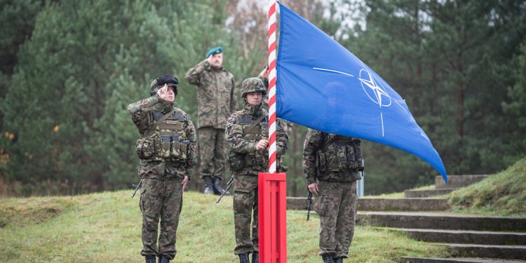 Jaki hymn ma NATO? Pojawił się przed dzisiejszą defiladą