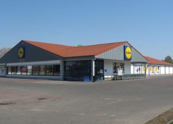 Lidl znów kusi klientów. Niska cena luksusowego produktu