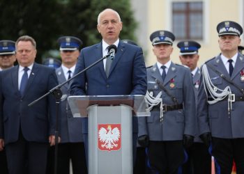 Brudziński reaguje na film Sekielskiego