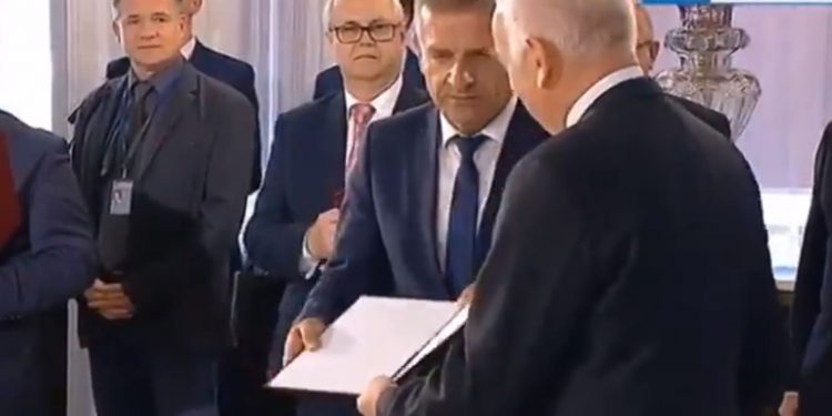 Bartosz Arłukowicz z nominacją dla europosła. Nietypowe zachowanie