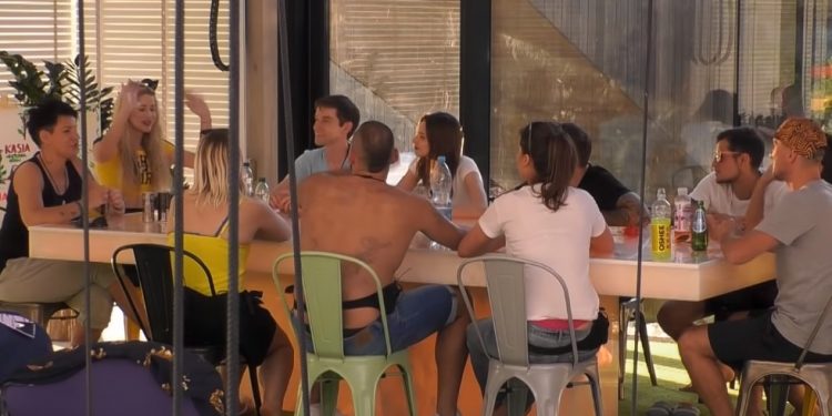 Big Brother: Widzowie oburzeni zachowaniem uczestników. „Hajlowanie, mowa nienawiści, homofobia”