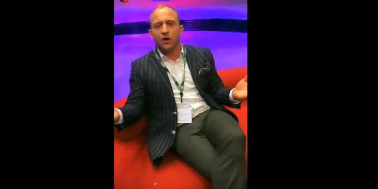 Borys Szyc uderza w Klepacką. „Oddaj te medale”