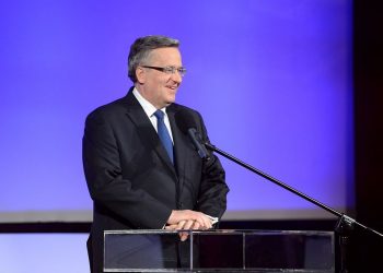 Bronisław Komorowski mocno o autorce „tęczowej Matki Boskiej”