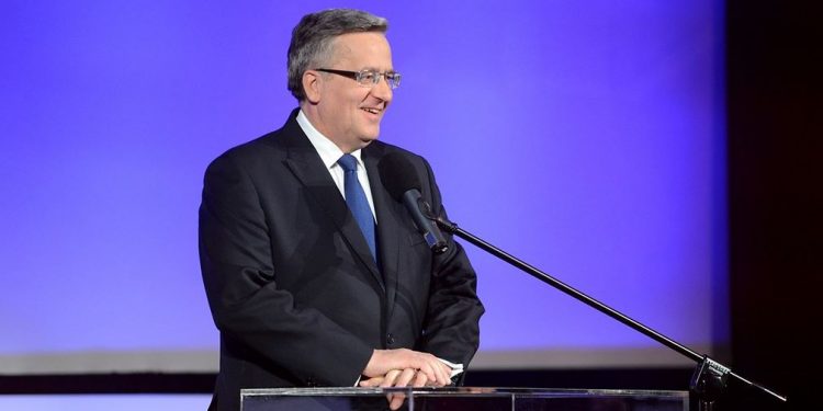 Bronisław Komorowski mocno o autorce „tęczowej Matki Boskiej”