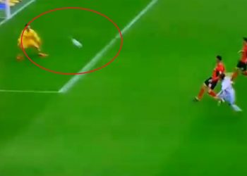 Piękny gol Dawida Kownackiego [WIDEO]