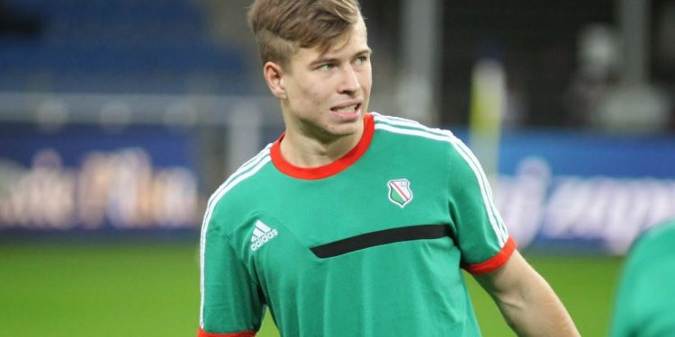 Jakub Kosecki zrobi sobie tatuaż w nietypowym miejscu