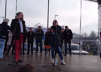 Magdalena Filiks (KOD) uderza w opozycję. „Jestem wściekła”