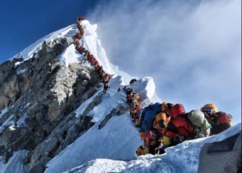Filmowiec opowiedział, co widział na Mount Everest. „Masakra”
