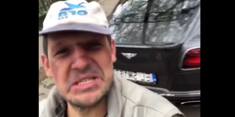 Polski stand-uper przebrał się za „menela” i jeździł po mieście Bentleyem