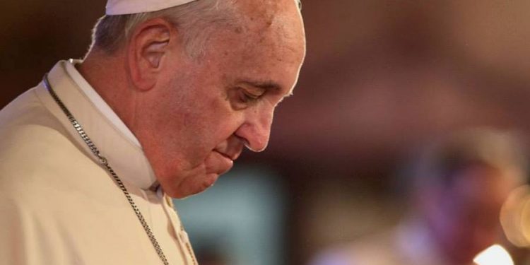 Papież Franciszek staje w obronie Jana Pawła II